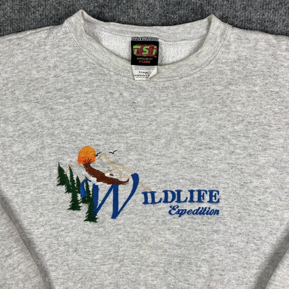 TSI Wildlife Sweatshirt Mens XL Gray Crewneck Embroidered Nature Graphic Coz
